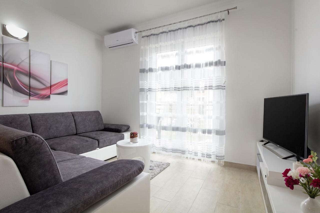 Villa Apartments Kordic Kaštela Exterior foto